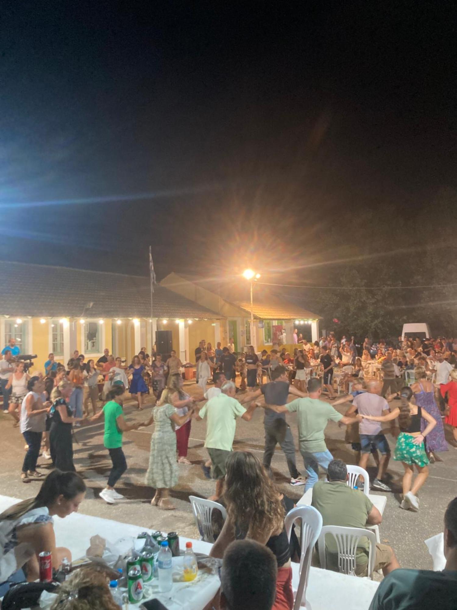 Kokkini Peach Budget Kokkínion Esterno foto